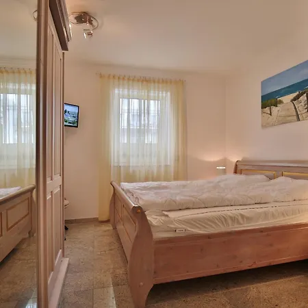 Апартаменты Ostsee-domizil App 1 Тиммендорфер-Штранд